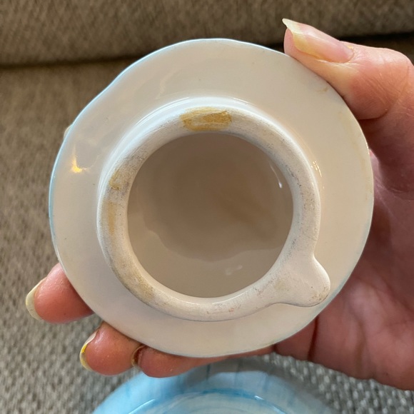 Vintage Sunflower Ceramic Teapot by, CBK LTD 8”high and 9”long - Picture 11 of 16